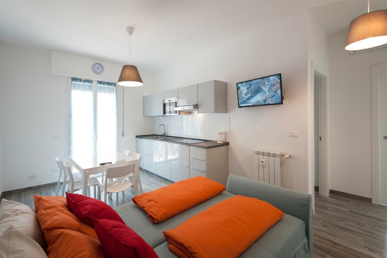 Cipriani 5 Rivieraholiday Pietra Ligure Bagian luar foto
